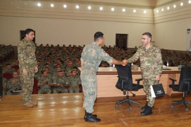 Hərbi prokuror bayram günləri SƏRHƏDLƏRDƏ
