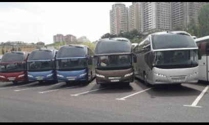 Bu şəhərdən Kəlbəcər və Ağdərəyə avtobus reysləri açılır