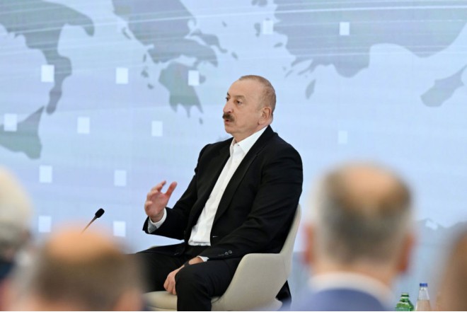 Azərbaycan lideri Ukraynaya işğalla barışmamağı tövsiyə edib 