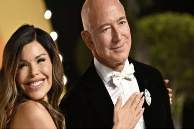 Ceff  Bezos otel işçilərinə 52 min dollar “çayavoy” verdi 