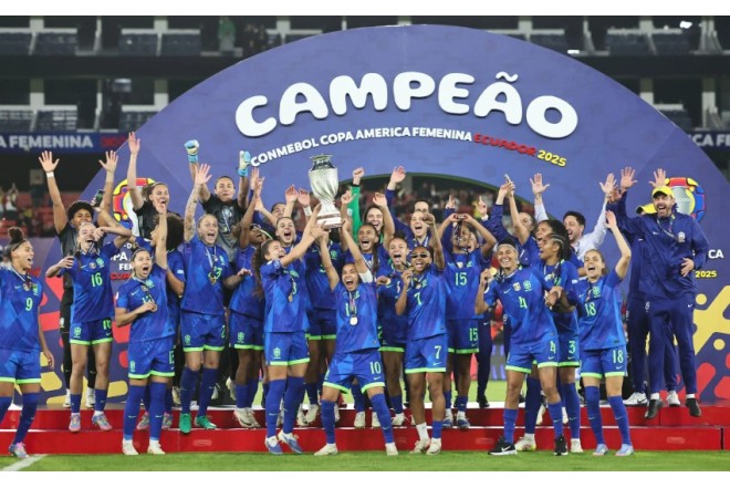 Braziliyanın qadın futbolçulardan ibarət yığması rekorda imza atıb 