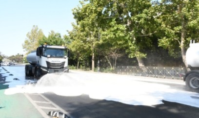Bakının küçələrində təmizlik işləri həyata keçirilib 