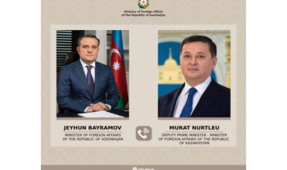 Ceyhun Bayramov həmkarı ilə danışıqlar apardı
