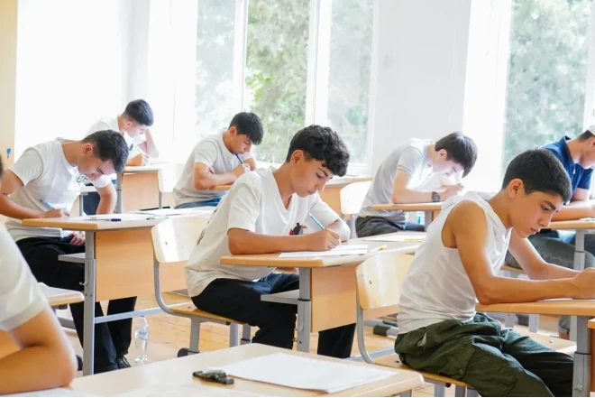 Lisey və gimnaziyalara qəbul imtahanı keçiriləcək 